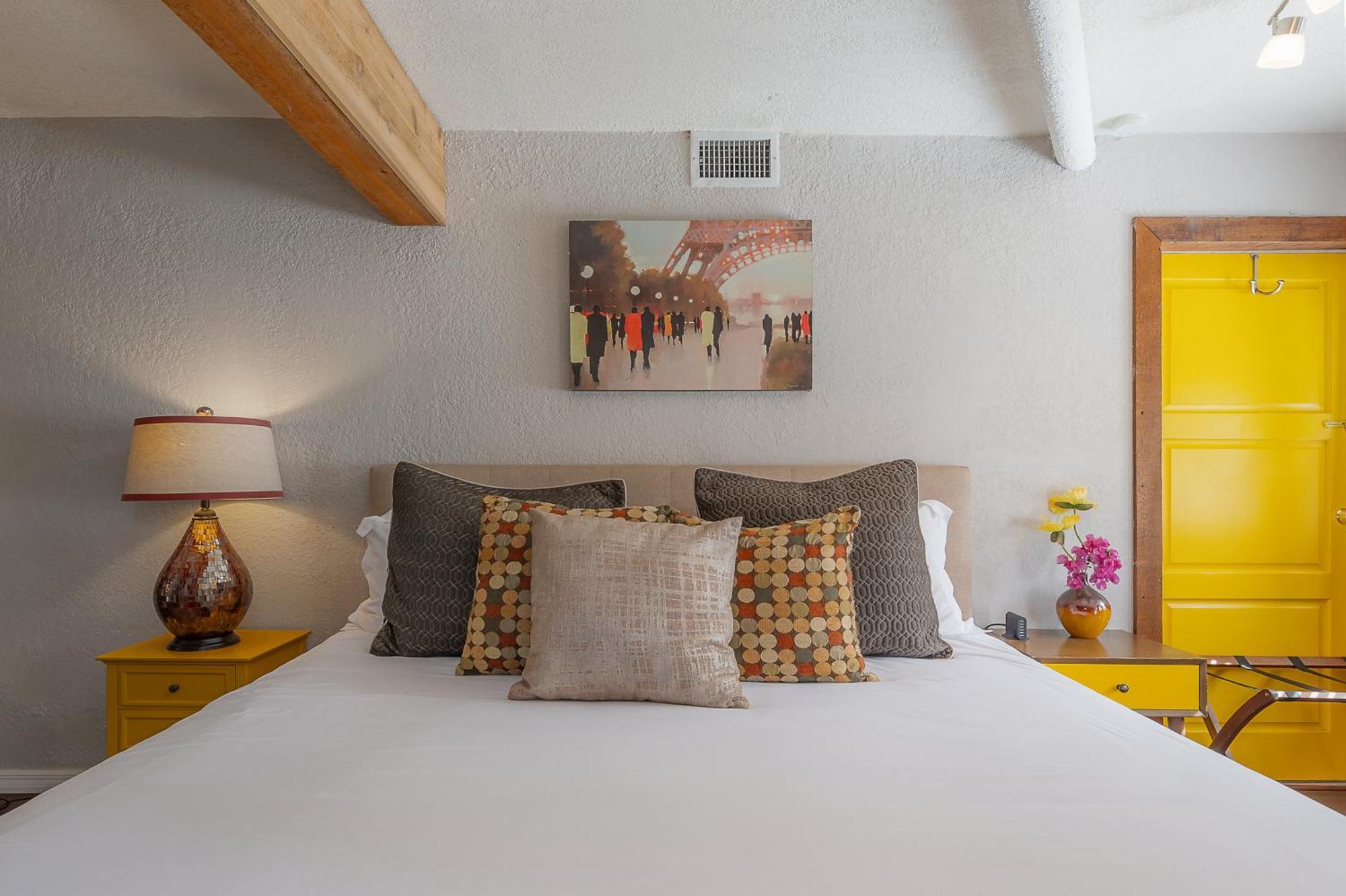 Hidden Couples Loft Retreat In Heights Foodie District แทมปา ภายนอก รูปภาพ