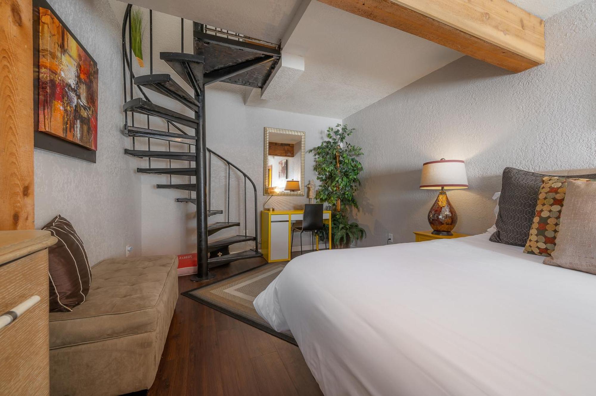 Hidden Couples Loft Retreat In Heights Foodie District แทมปา ภายนอก รูปภาพ